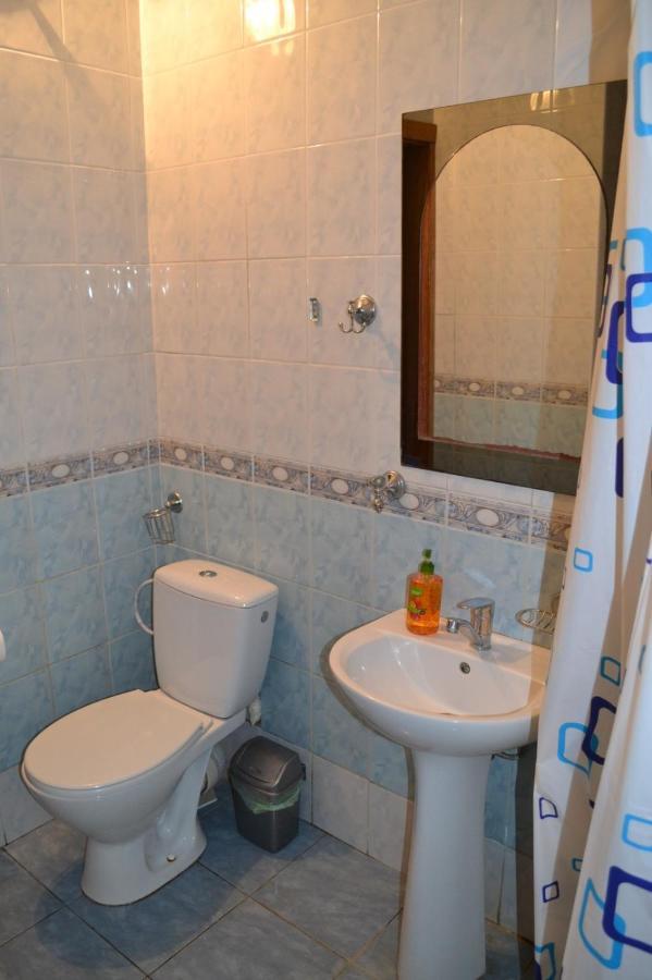 Квартира Двохкімнатна Фонтан Διαμέρισμα Kamianets-Podilskyi Εξωτερικό φωτογραφία