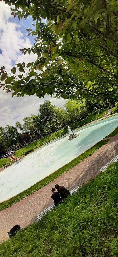 Квартира Двохкімнатна Фонтан Διαμέρισμα Kamianets-Podilskyi Εξωτερικό φωτογραφία