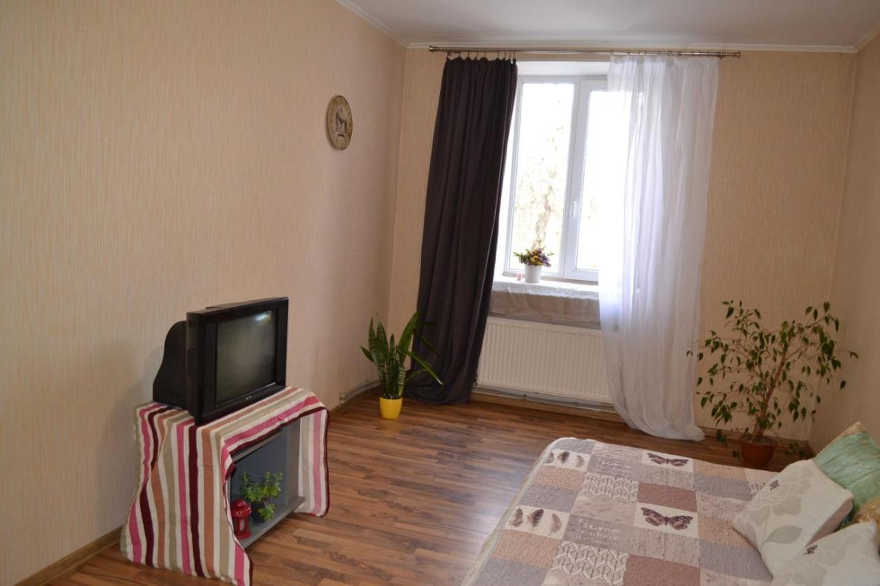 Квартира Двохкімнатна Фонтан Διαμέρισμα Kamianets-Podilskyi Εξωτερικό φωτογραφία